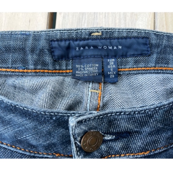 Zara jean shorts, cut-offs, Size 6 - Picture 2 of 3